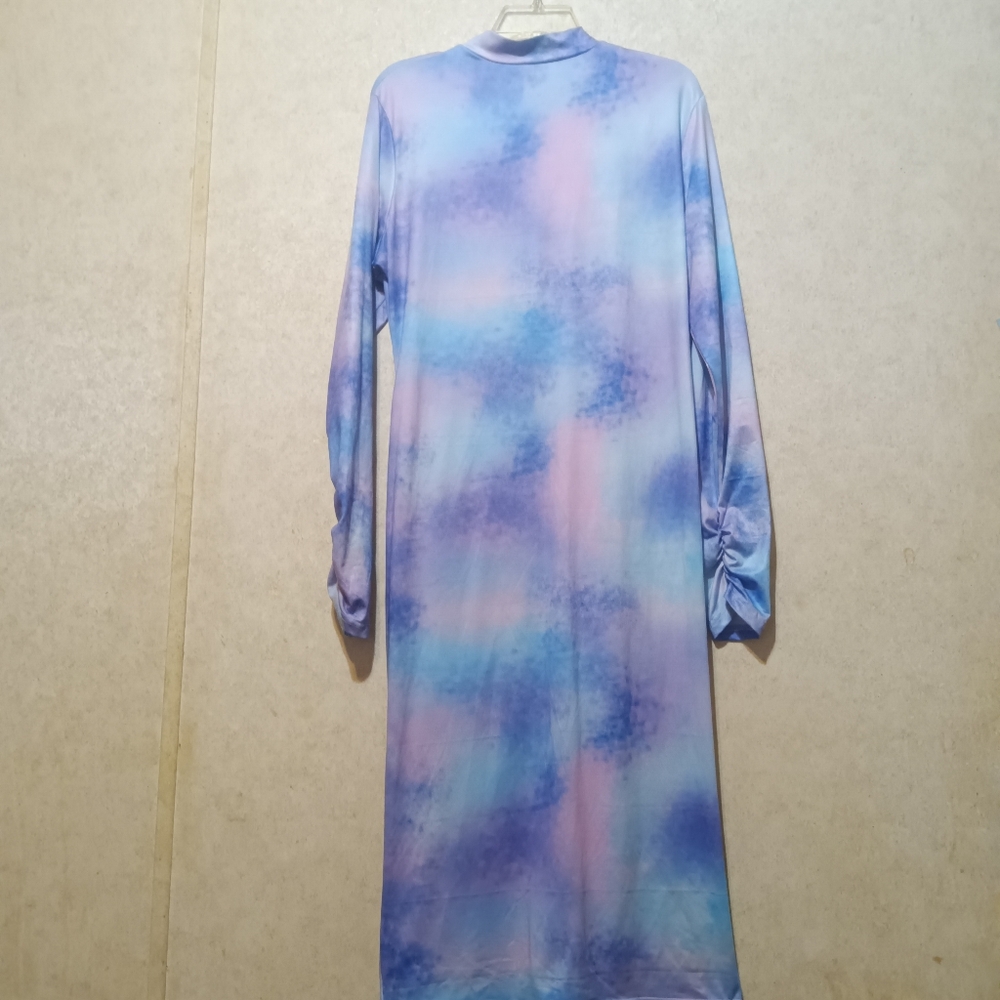 Elegant Tie-Dye Long Sleeve Dress